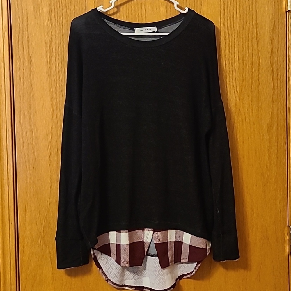 My LAnd Black and Plaid Top